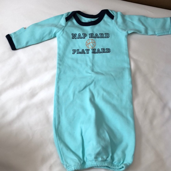 Luvable Friends Longsleeve Sleepgowns - 0-6 months - Picture 2 of 4